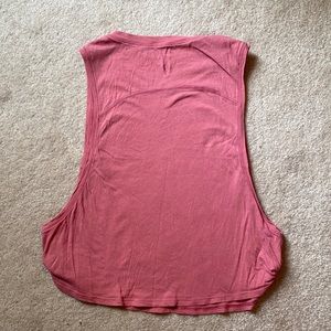 Lululemon 🍋 cropped muscle tank
